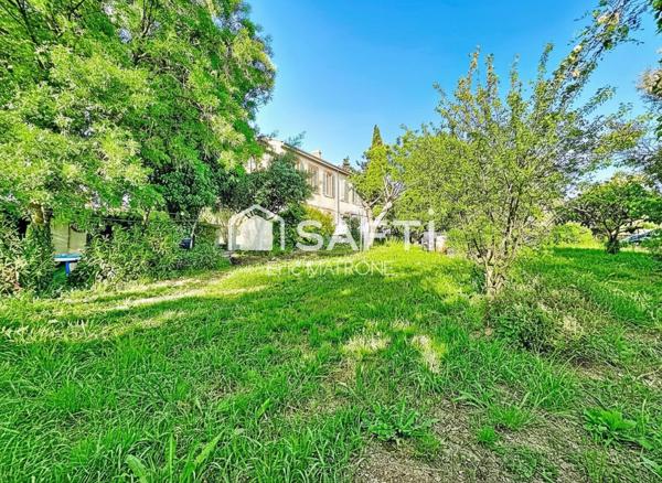 Bastide 203 m² avec dépendances et terrain constructible