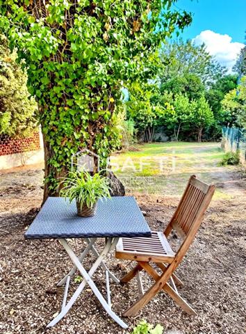 Bastide 203 m² avec dépendances et terrain constructible