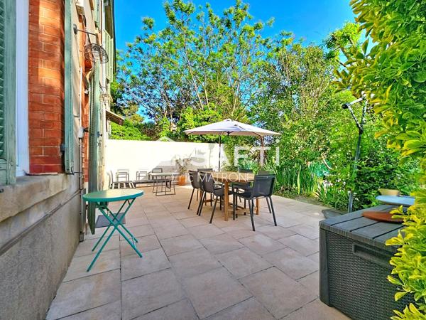 Bastide 203 m² avec dépendances et terrain constructible