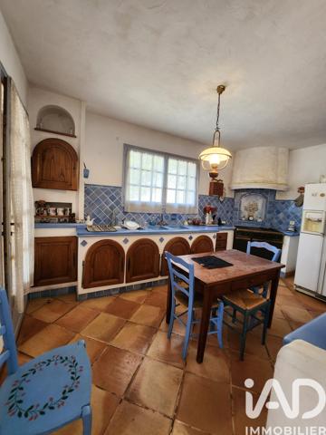Maison à vendre 4 pièces 190 m² La Roquette-sur-Var