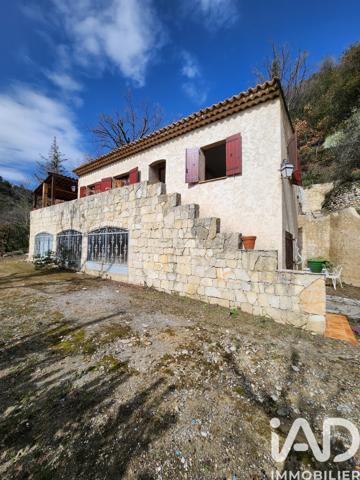Maison à vendre 4 pièces 190 m² La Roquette-sur-Var