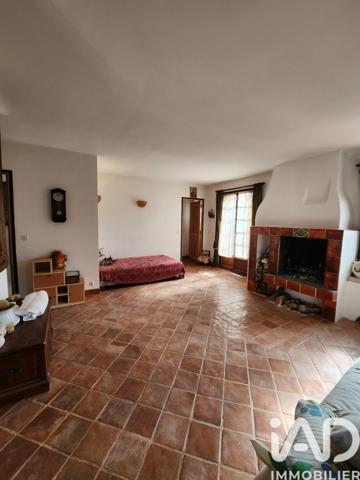 Maison à vendre 4 pièces 190 m² La Roquette-sur-Var