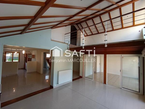 Safti-Benjamin Marcouiller vous propose : Maison 5 pièces.