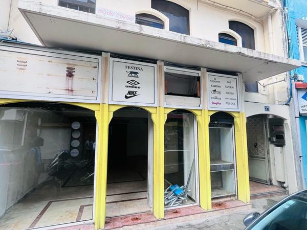 FORT DE FRANCE -  MURS COMMERCIAUX LIBRES, LOCAL  80 M²