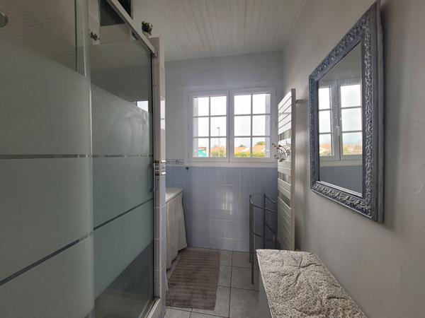 Proche Canal de Rompsay - Maison familiale avec jardin, piscine et véranda