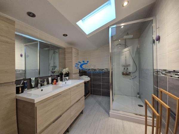 MAISON CHARENTAISE 4 CHAMBRES PARKING  Courcon