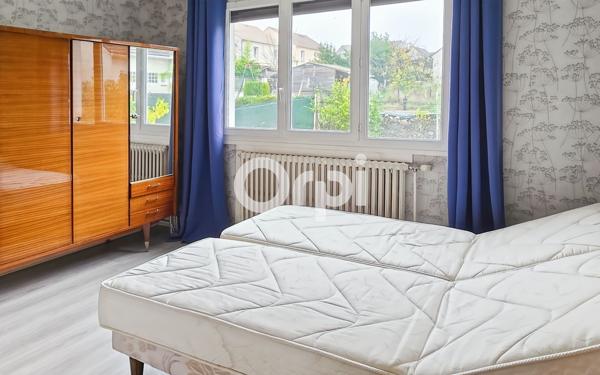 Maison à vendre    5 pièces •  Fosses