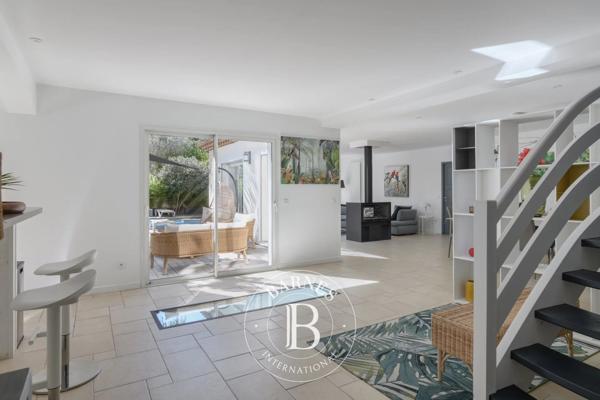 Six-Fours-les-Plages, Villa 5 Chambres -  257 m² à vendre