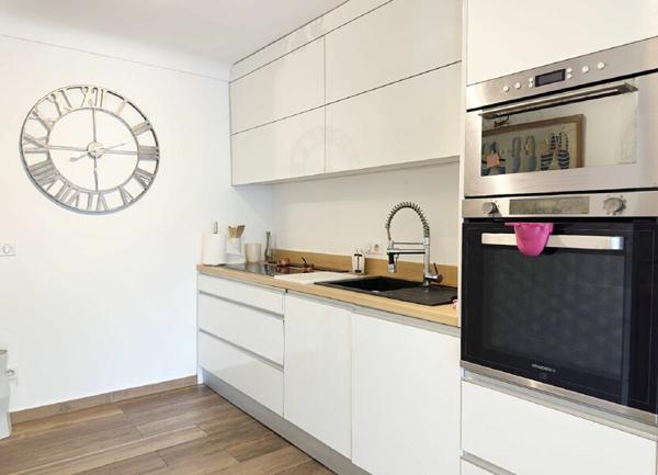 Maison à vendre    5 pièces • 200 m2 Cannes