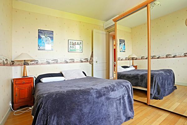 Maison Nanterre de 191 m² au sol €849 000 ** - Référence 15261