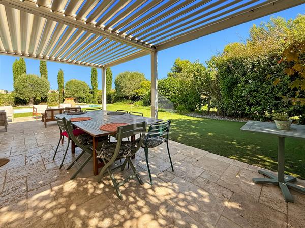 SEPTEMES LES VALLONS - Maison T5 de 105,89m2 sur une parcelle de 617m2