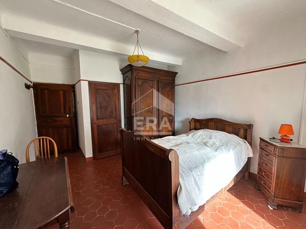 Immeuble La Motte Du Caire 10 pièce(s)