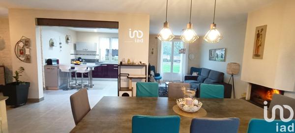 Maison de village 5 pièces de 120 m² à La Chevrolière (44118)