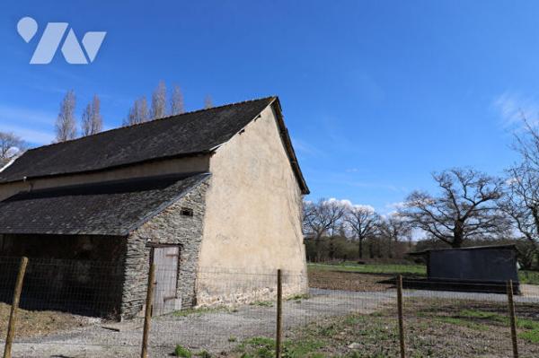 Grange à rénover Cesson Sevigné  avec dépendance