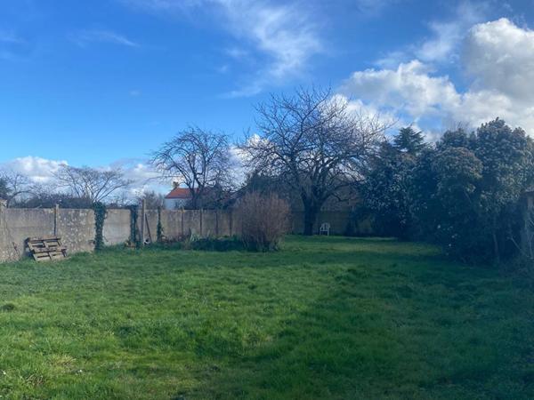 MAISON SAINTE PAZANNE 44680 - 5 CHAMBRES - BUDGET 317 200  HAI