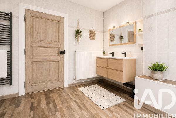 Appartement à vendre 4 pièces 96 m² Saint-Julien-lès-Metz