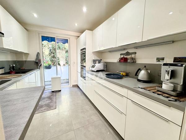 Le Cannet, location 3 pièces meublé