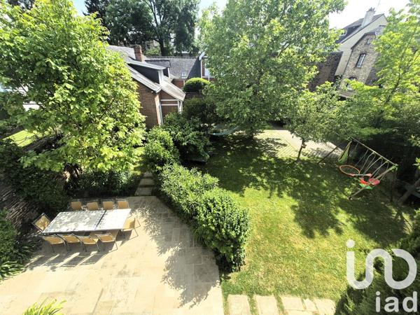 Maison 13 pièces de 365 m² à Rennes (35700)