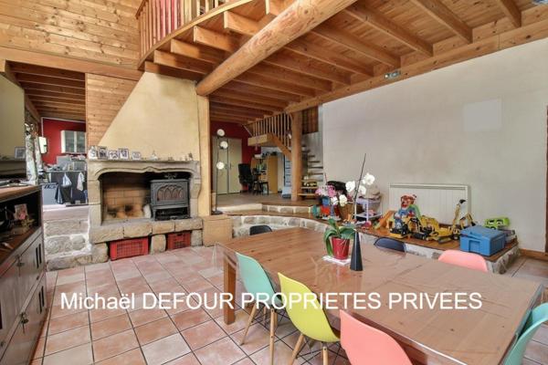 Bas-en-Basset 43210 Maison en pierre 177 m² 5 chambres