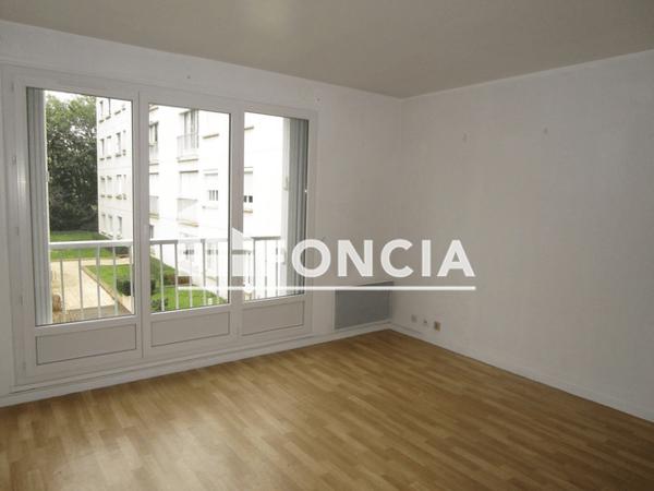 Location Studio 34.39 m² - 29G RUE DU GRAND FAUBOURG Chartres 28000