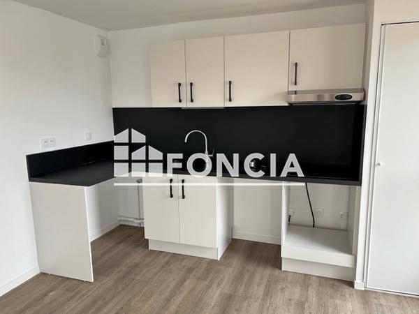 Location Appartement 3 pièces 64.43 m² - 3A RUE DU MARECHAL LECLERC Luisant 28600
