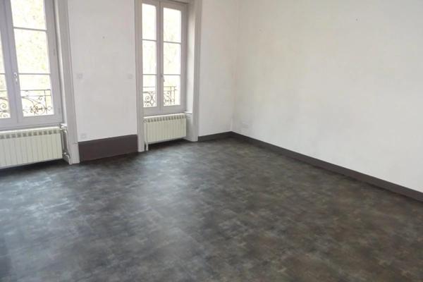 Appartement à louer à Tournon-sur-Rhône (07300)