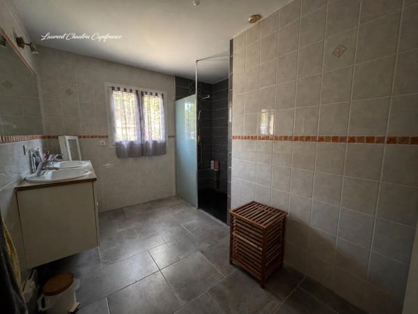 Maison familiale de 150m² avec piscine à Bassillac et Auberoche