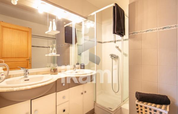 APPARTEMENT T4 AVEC BALCON + PLACE DE PARKING + CAVE