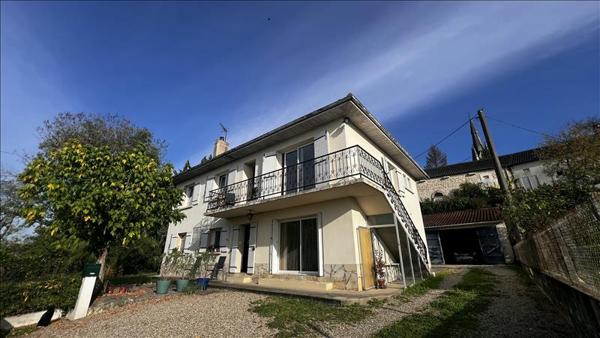 Maison à vendre |  Virazeil |  7 pièces | 200 m²