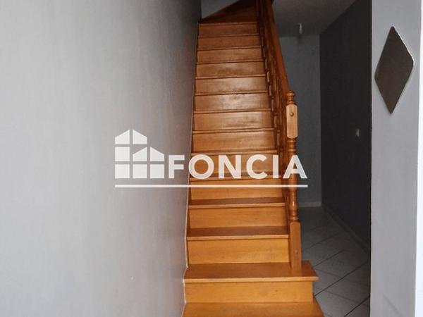 Location Appartement 2 pièces 43.15 m² - 7 RUE LOUIS PERIN 1er étage Rethel 08300