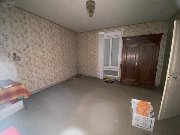 Maison à vendre à Tuffalun dans le Maine-et-Loire (49700), ref : 49107-1083