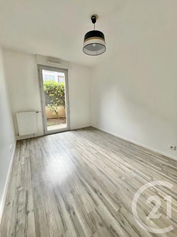 Appartement F3 à vendre  3 pièces - 60,63 m 2   ATHIS MONS  - 91