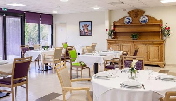 INVESTISSEMENT LOCATIF – BROSVILLE – Résidence EHPAD Les Feuillans - 7,01 % de rentabilité