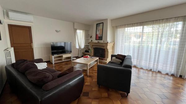 Maison 6 pièce(s) 1 chambre(s) 10.8 m²