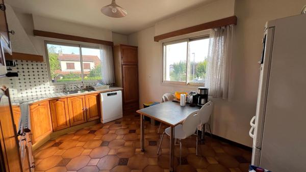 Maison 6 pièce(s) 1 chambre(s) 10.8 m²