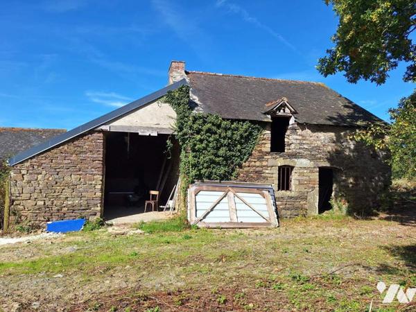 LONGERE ET DEPENDANCES