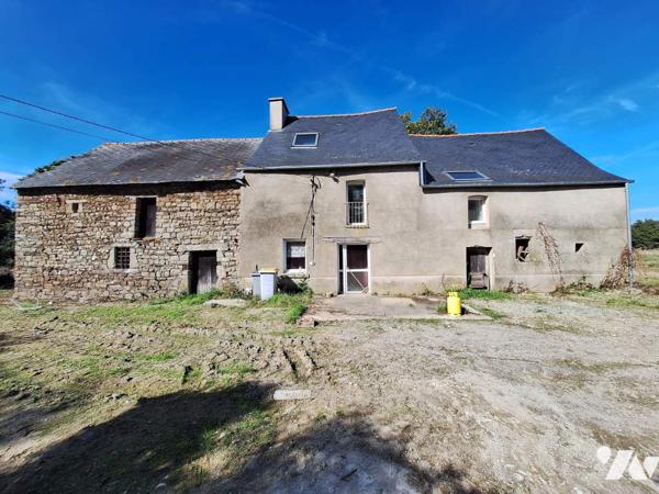 LONGERE ET DEPENDANCES