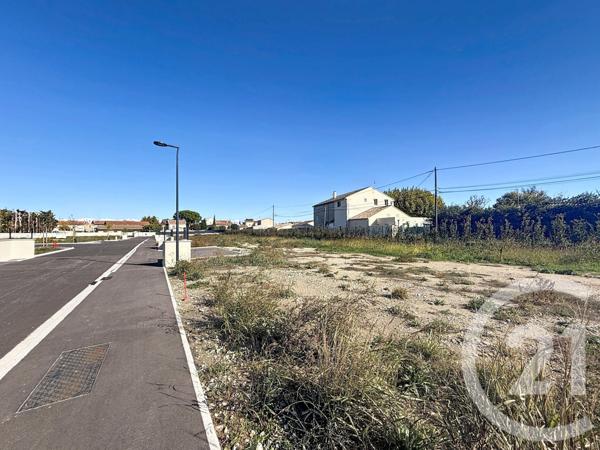 Terrain à vendre  361 m2 CHATEAURENARD - 13