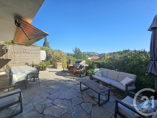 Maison à vendre  6 pièces - 111 m2 SIX FOURS LES PLAGES - 83