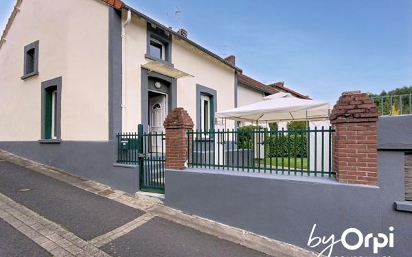 Maison à vendre    3 pièces • 84 m2 Saint-Éloy-les-Mines