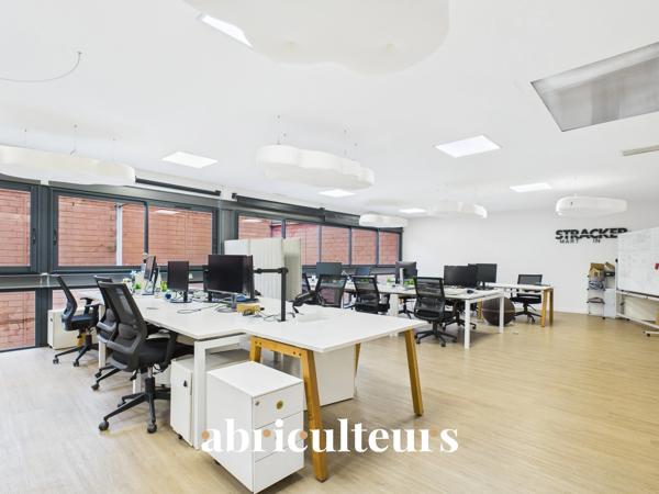 Location de bureaux avec piscine Rive droite