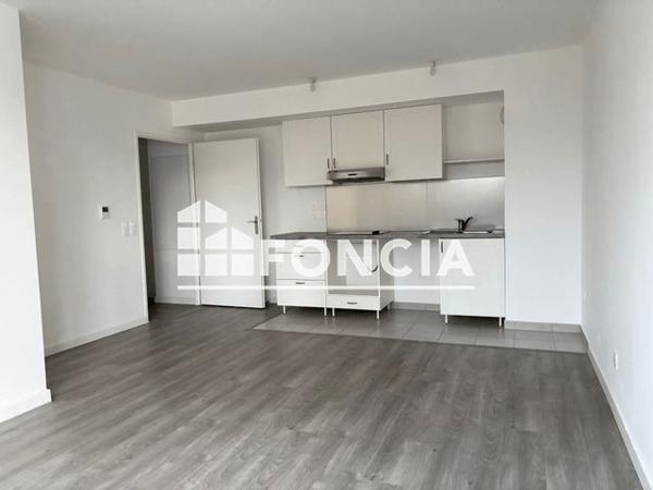 Location Appartement 2 pièces 42.93 m² - RUE ELSA TRIOLET Plaisir 78370