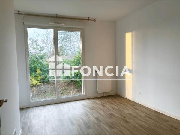 Location Appartement 2 pièces 42.93 m² - RUE ELSA TRIOLET Plaisir 78370