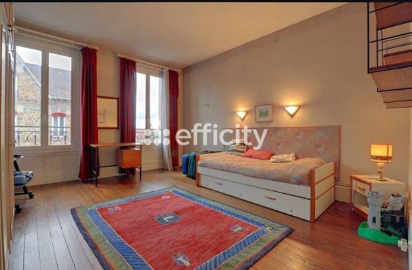 Maison 7 pièces - 153 m² Exclusivité efficity