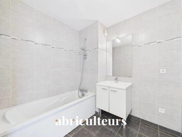 Appartement T3 moderne et lumineux à la vente à Rue Théophile Guillou, Saint-Herblain (44800)