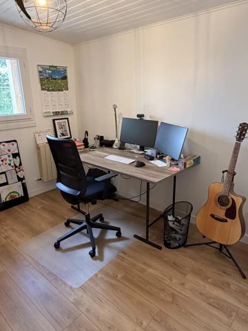 Vente                                                      Maison
                        
                     13 pièces                      208 m2                     à Créon