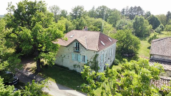 Charmante ferme rénovée avec piscine et dépendances – Proche Montaigu-de-Quercy, Tarn-et-Garonne