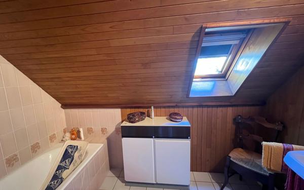 Maison à vendre    4 pièces • 136,85 m2 Saint-Yrieix-la-Perche