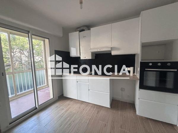 Location Appartement 4 pièces 77.7 m² - 372 AVENUE LOUIS BOZZO Toulon 83000