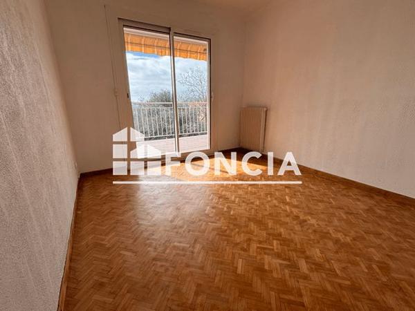 Location Appartement 4 pièces 77.7 m² - 372 AVENUE LOUIS BOZZO Toulon 83000